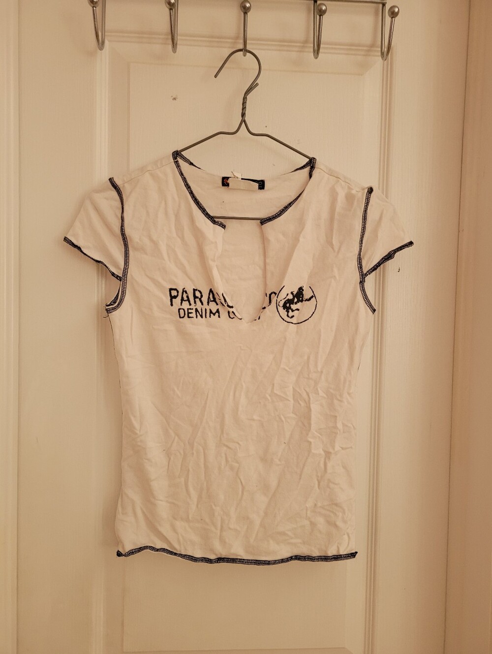 Parasuco White Short Sleeve Logo Tee with Contrast Stitching